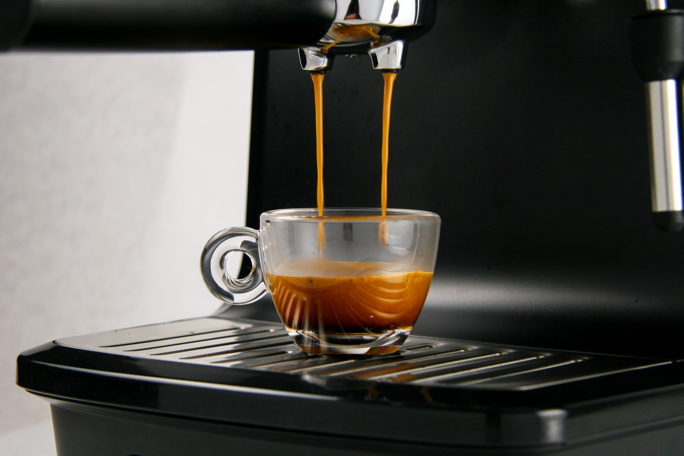 How to Prepare the Perfect Long Espresso - Recipe - illy