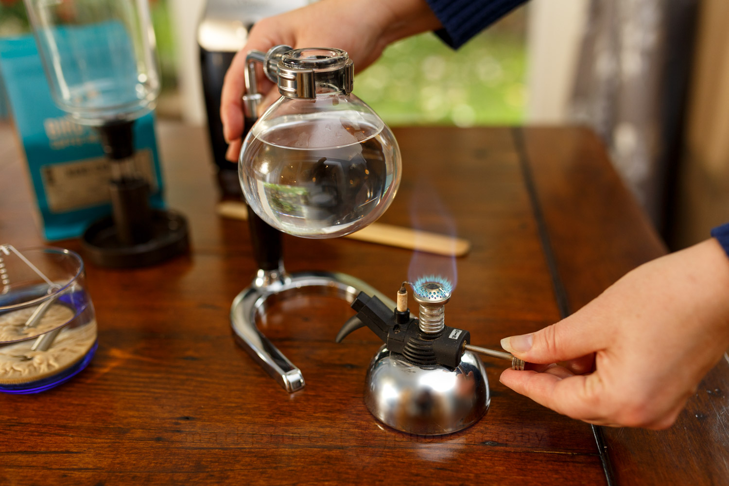 Siphon Coffee Brewing (Vacuum Pot) Method - The Definitive Guide