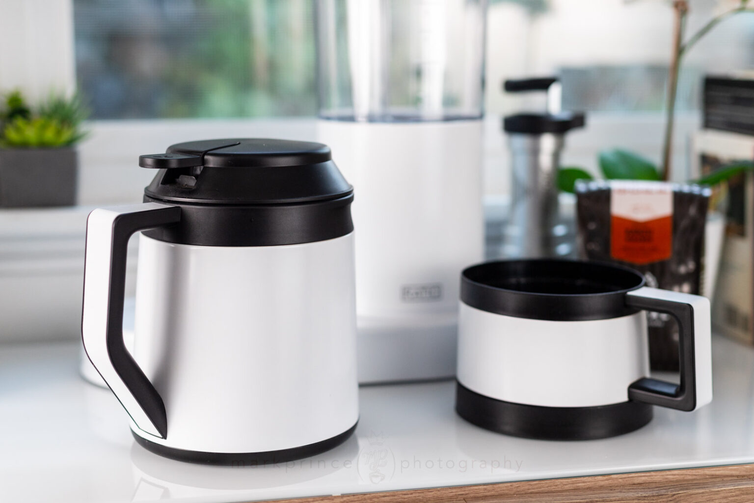 Ratio Six Carafe with the Lid