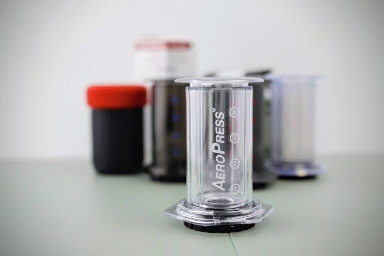 Aeropress クリア Amazon.com: AeroPress Clear Coffee Press – 3 In 1 Brew