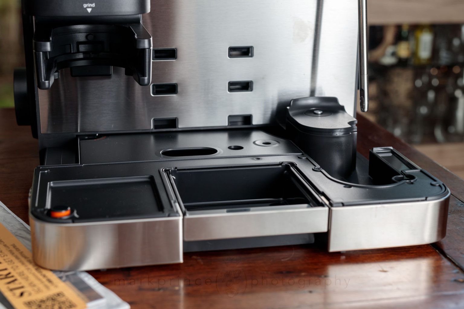 The drip trays with both metal covers removed.