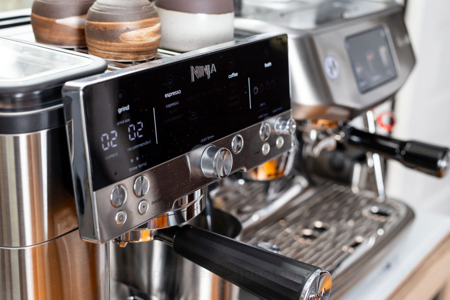 We are already comparing the Luxe Cafe to the Oracle Jet from Breville.
